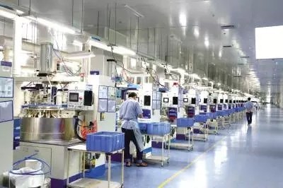 藍思科技加碼3D玻璃，目標年收入增長60億，趨勢資產管理助力